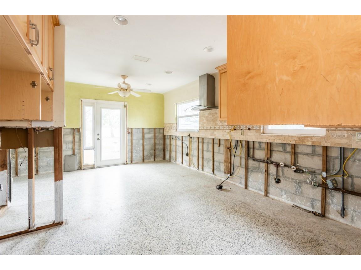 2744 45th Street S Gulfport FL 33711 - CLAM BAYOU TB8338935 image19