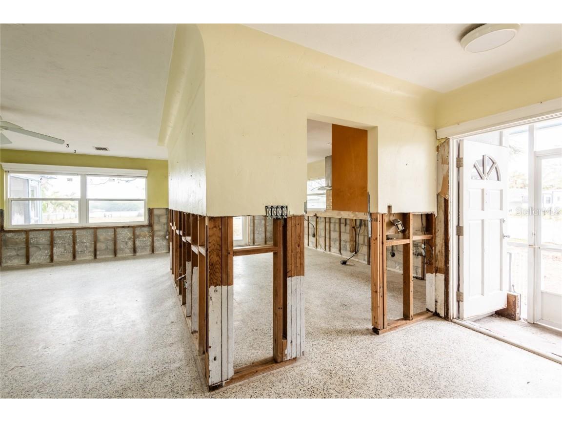 2744 45th Street S Gulfport FL 33711 - CLAM BAYOU TB8338935 image20