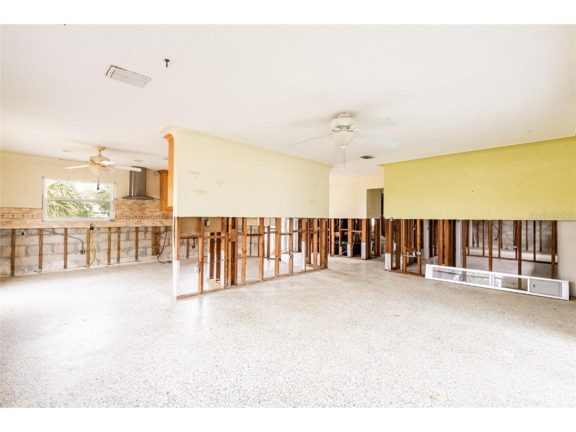 2744 45th Street S Gulfport FL 33711 - CLAM BAYOU TB8338935 image24