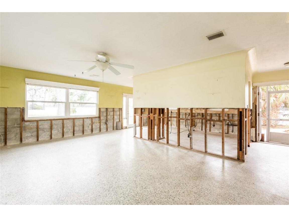 2744 45th Street S Gulfport FL 33711 - CLAM BAYOU TB8338935 image25