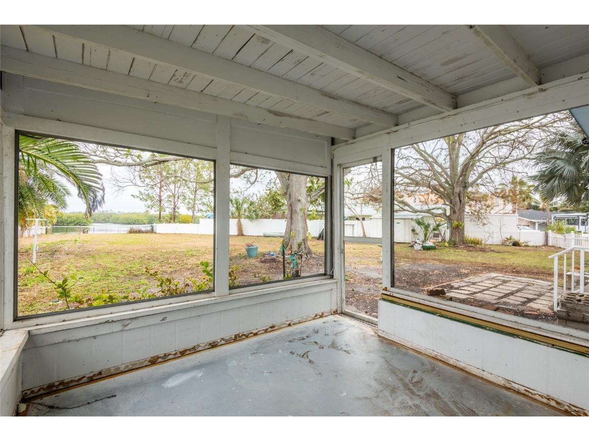 2744 45th Street S Gulfport FL 33711 - CLAM BAYOU TB8338935 image34