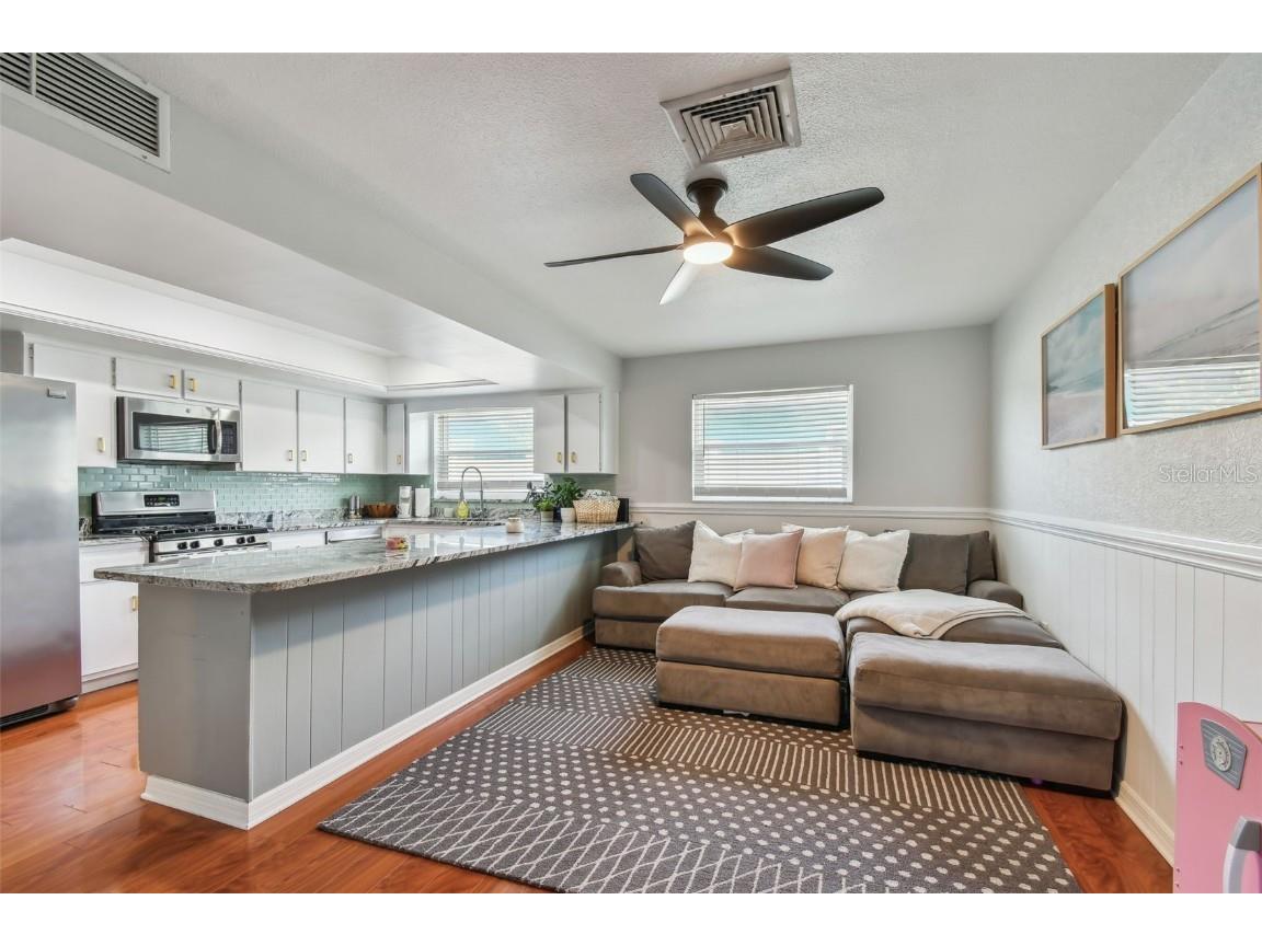 2744 68th Avenue S Saint Petersburg FL 33712 TB8445245 image16