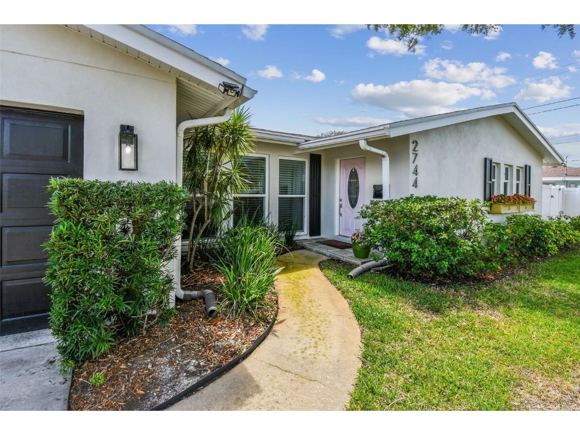 2744 68th Avenue S Saint Petersburg FL 33712 TB8445245 image2