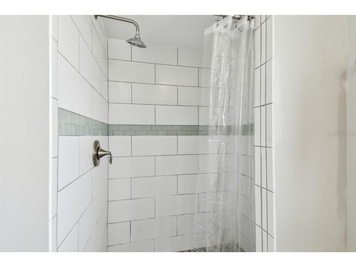 2744 68th Avenue S Saint Petersburg FL 33712 TB8445245 image20