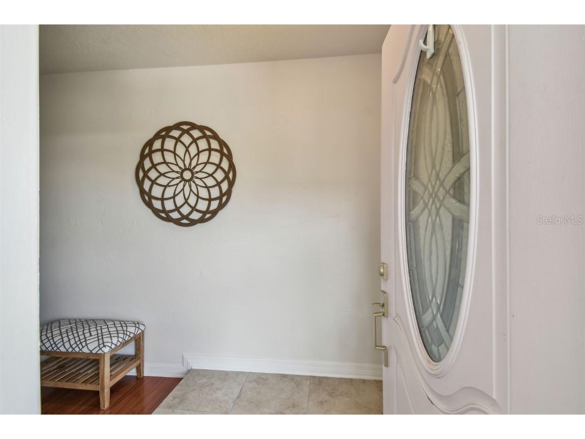 2744 68th Avenue S Saint Petersburg FL 33712 TB8445245 image3