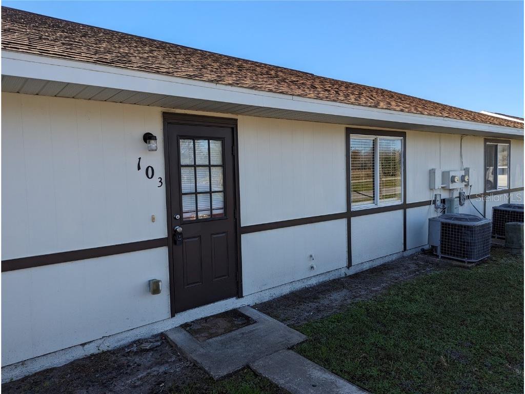 2744 Botts Landing Road #103 Deland FL 32720 V4934571 image1