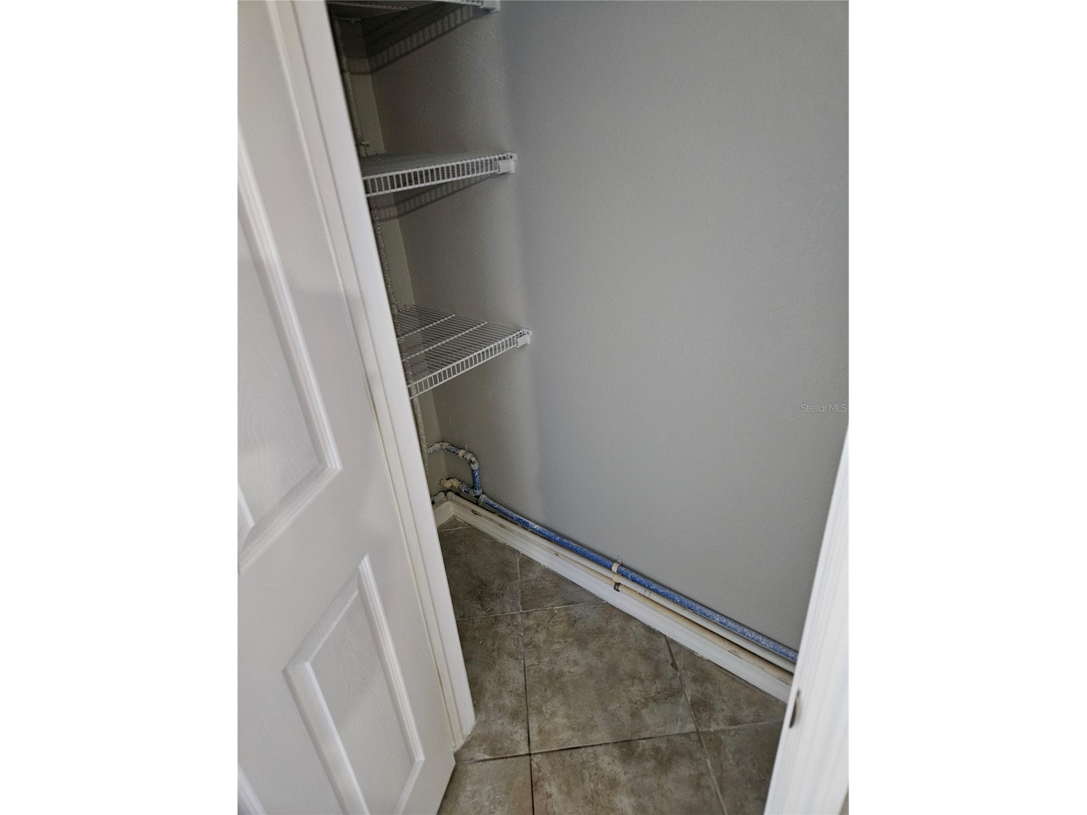 2744 Hidden Lake Boulevard #C Sarasota FL 34237 A4683649 image8