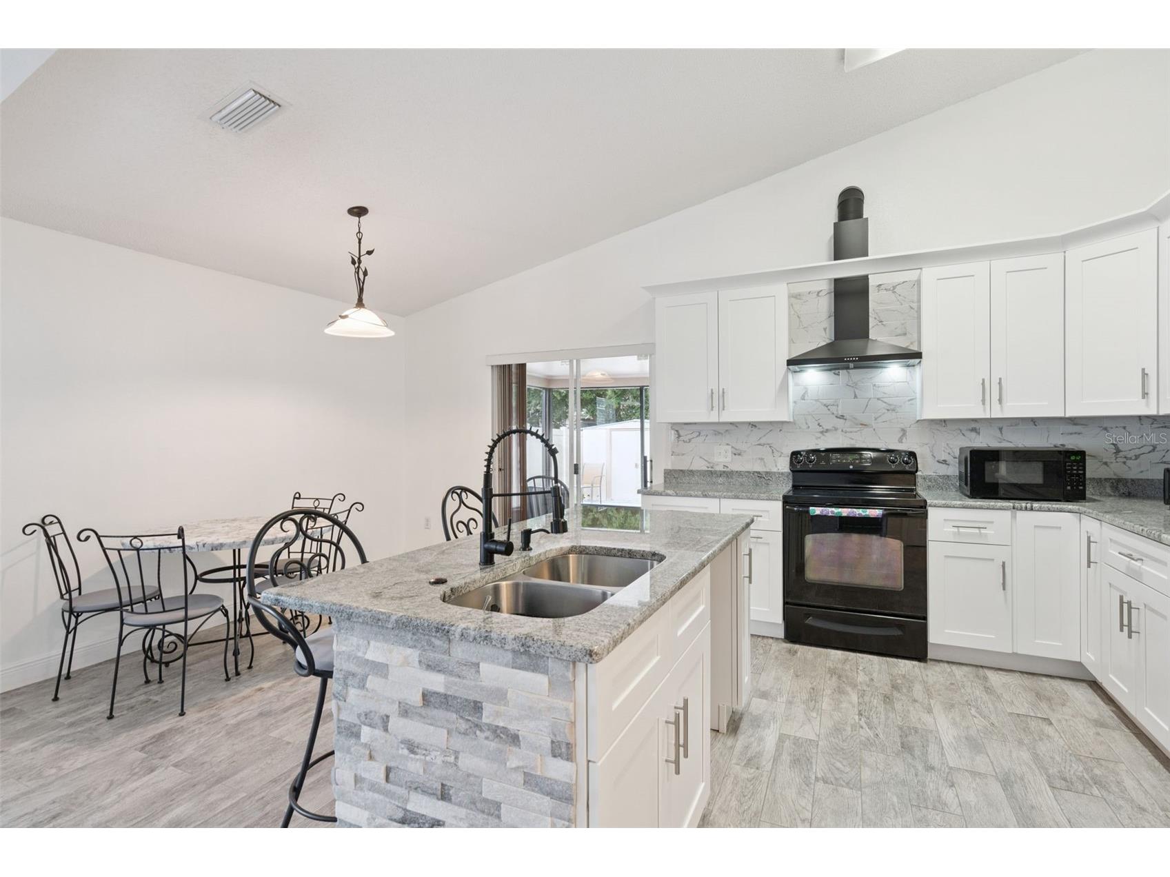 2744 Palm Isle Way Orlando FL 32829 O6409069 image7