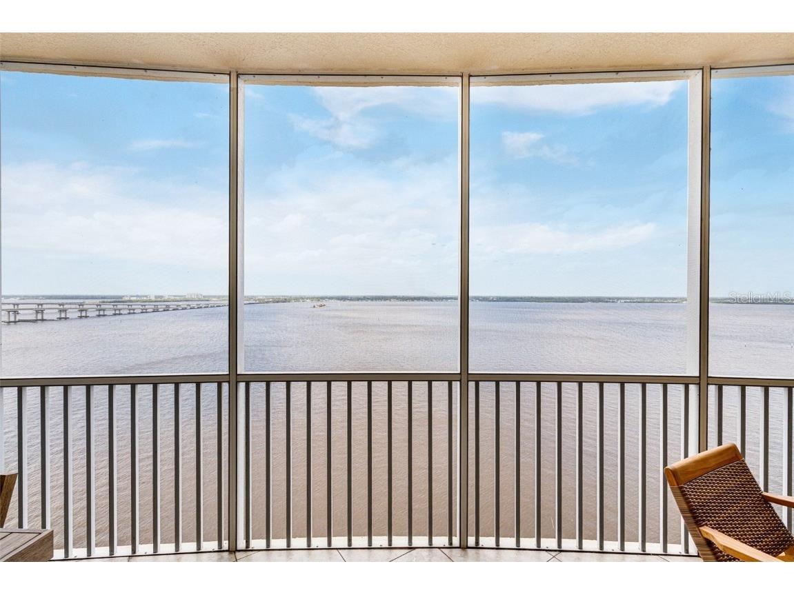 2745 1st Street #1402 Fort Myers FL 33916 - CALOOSAHATCHEE RIVER C7507851 image33