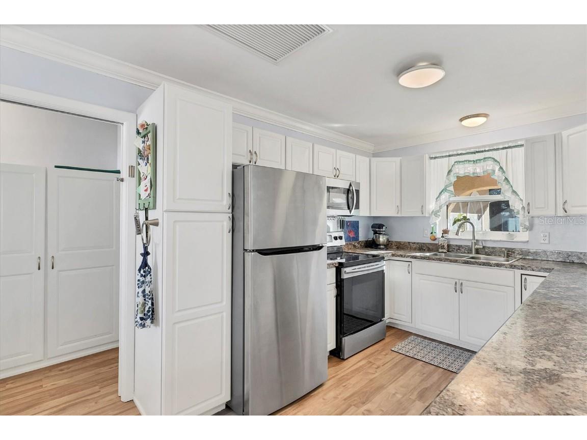 2745 Arrowhead Road Venice FL 34293 TB8451611 image8