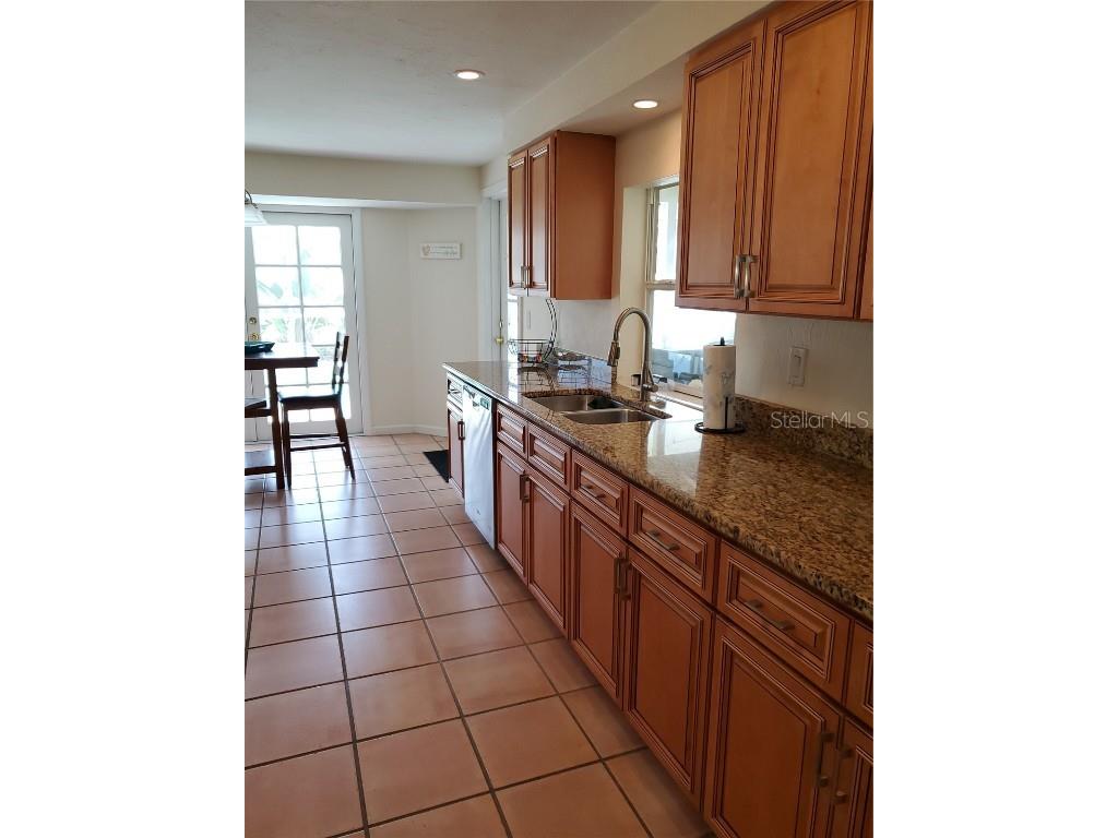 2745 Cardwell Way Sarasota FL 34231 A4651921 image10