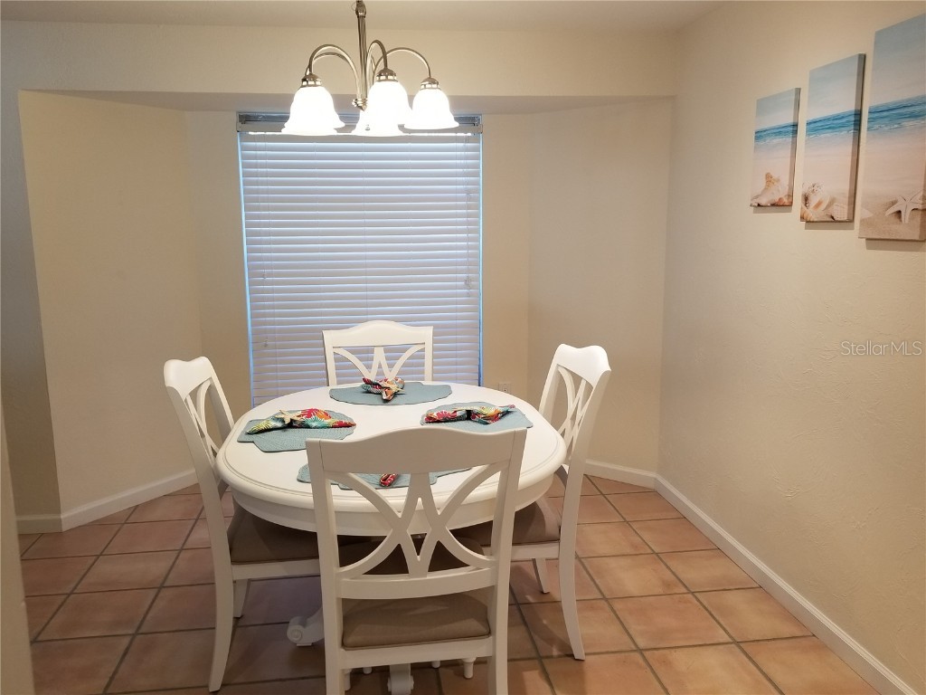 2745 Cardwell Way Sarasota FL 34231 A4651921 image12