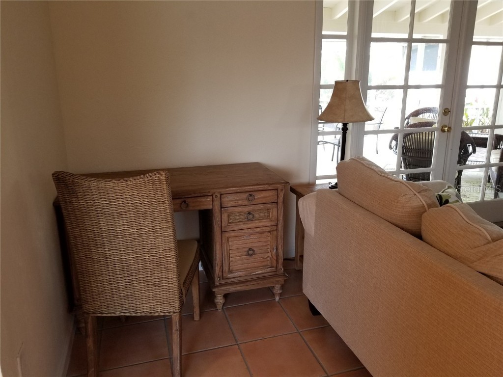 2745 Cardwell Way Sarasota FL 34231 A4651921 image5