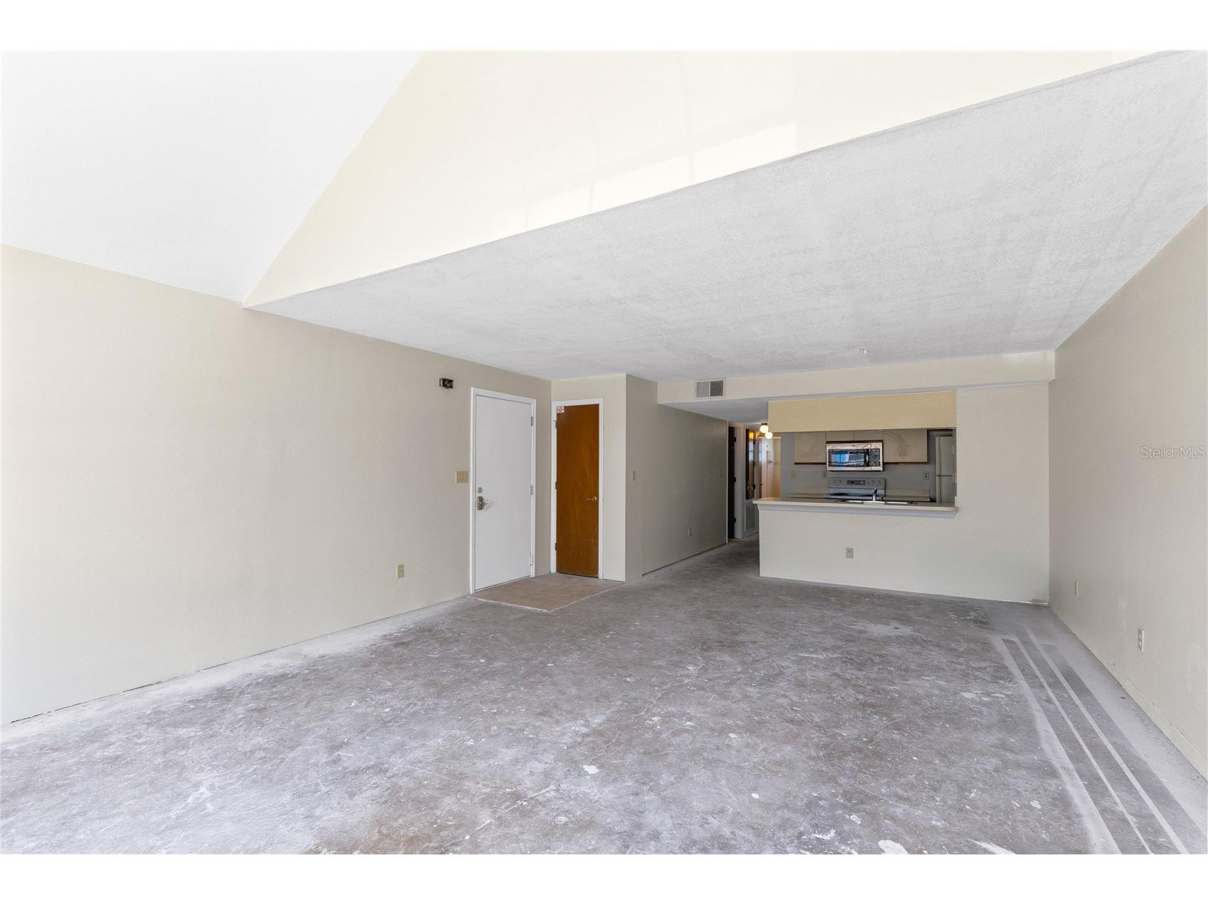 2745 N Poinciana Boulevard #65 Kissimmee FL 34746 O6398663 image4