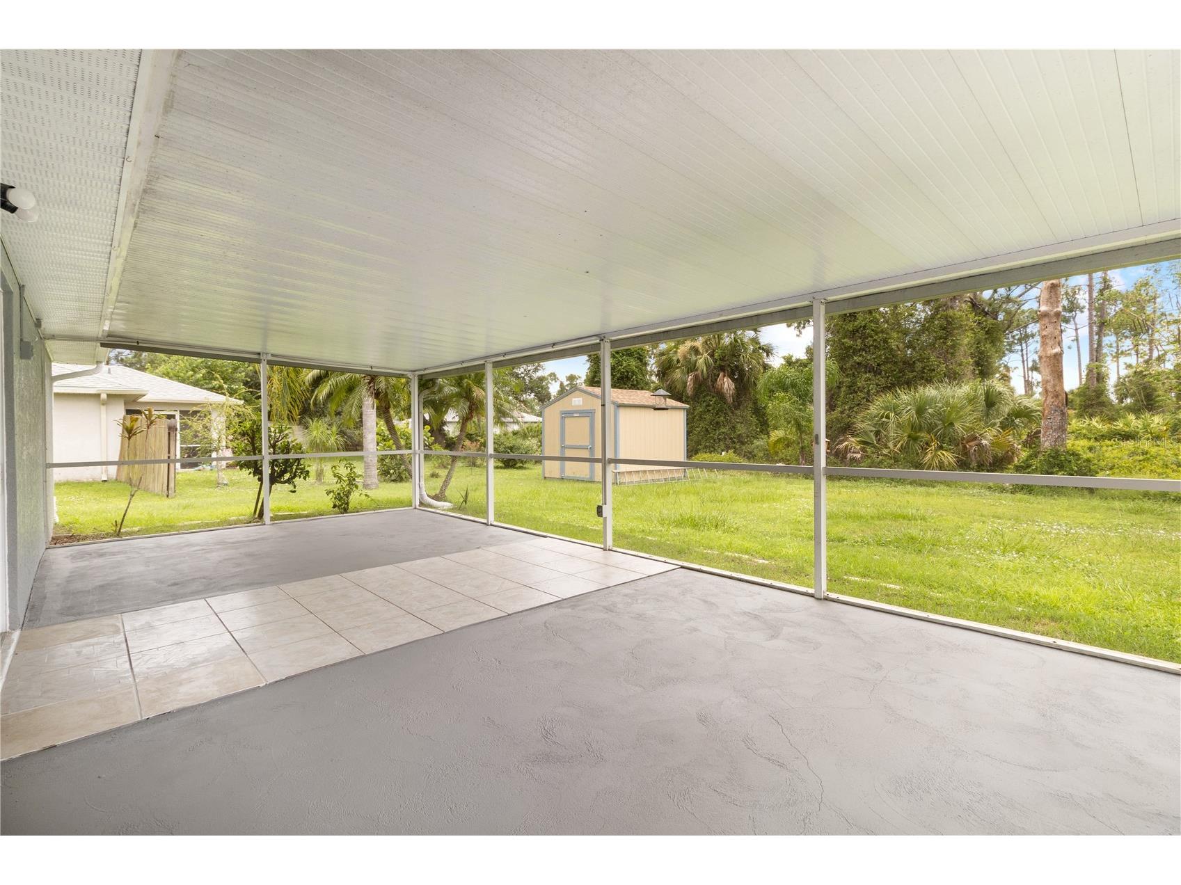 2745 Nellie Lane North Port FL 34286 C7527847 image32
