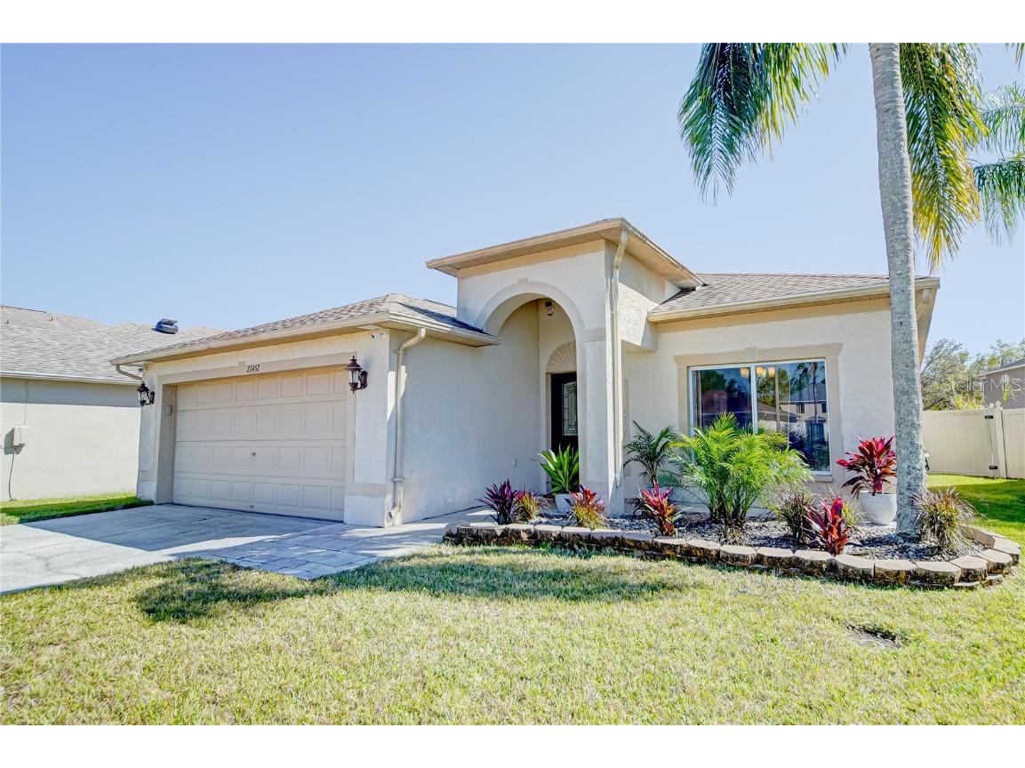 27452 Amelia Isle Court Wesley Chapel FL 33544 O6290904 image1
