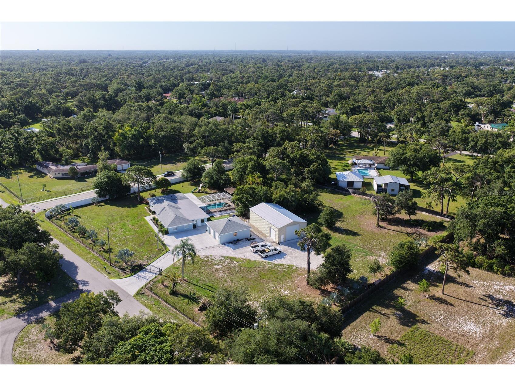 2746 53rd Street Sarasota FL 34234 A4696132 image3