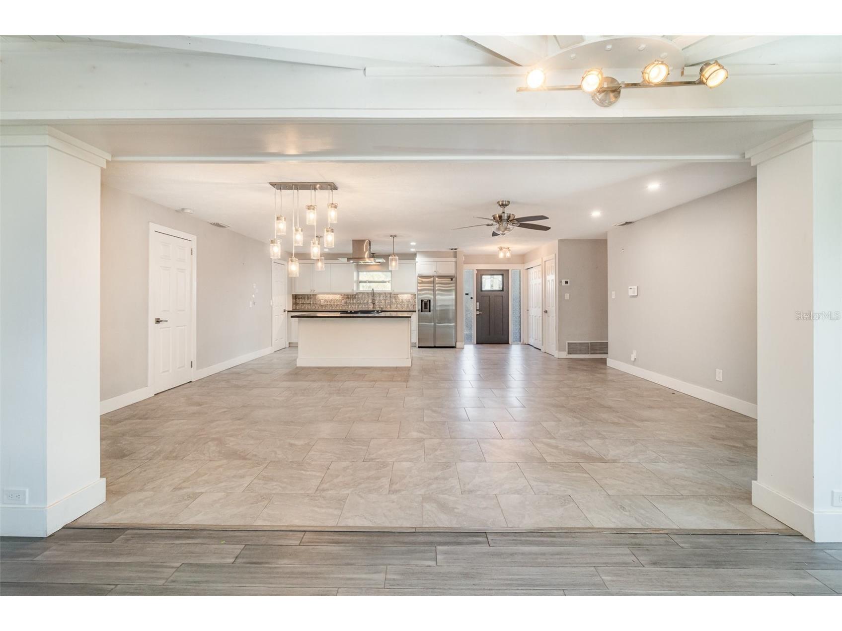 2746 Hibiscus Street Sarasota FL 34239 O6404525 image10