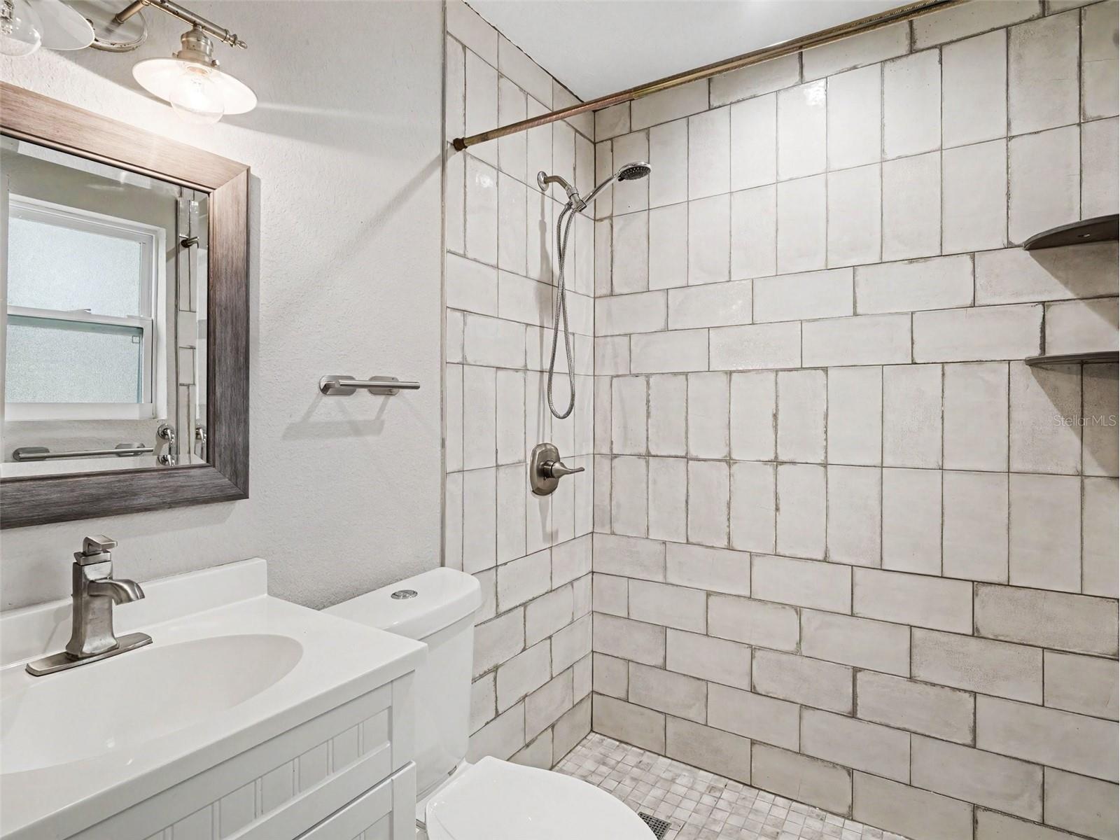2746 Hibiscus Street Sarasota FL 34239 O6404525 image27