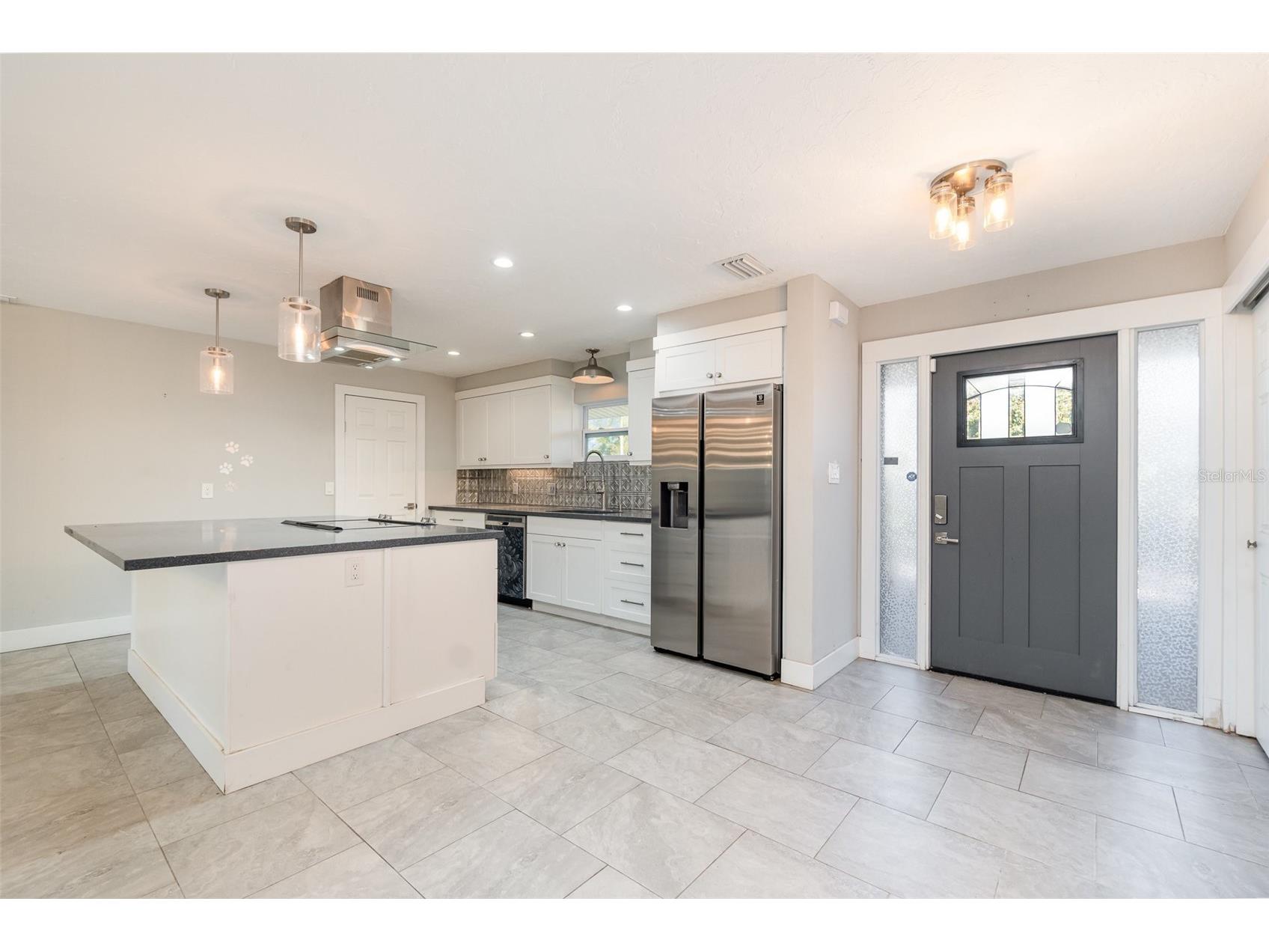 2746 Hibiscus Street Sarasota FL 34239 O6404525 image3