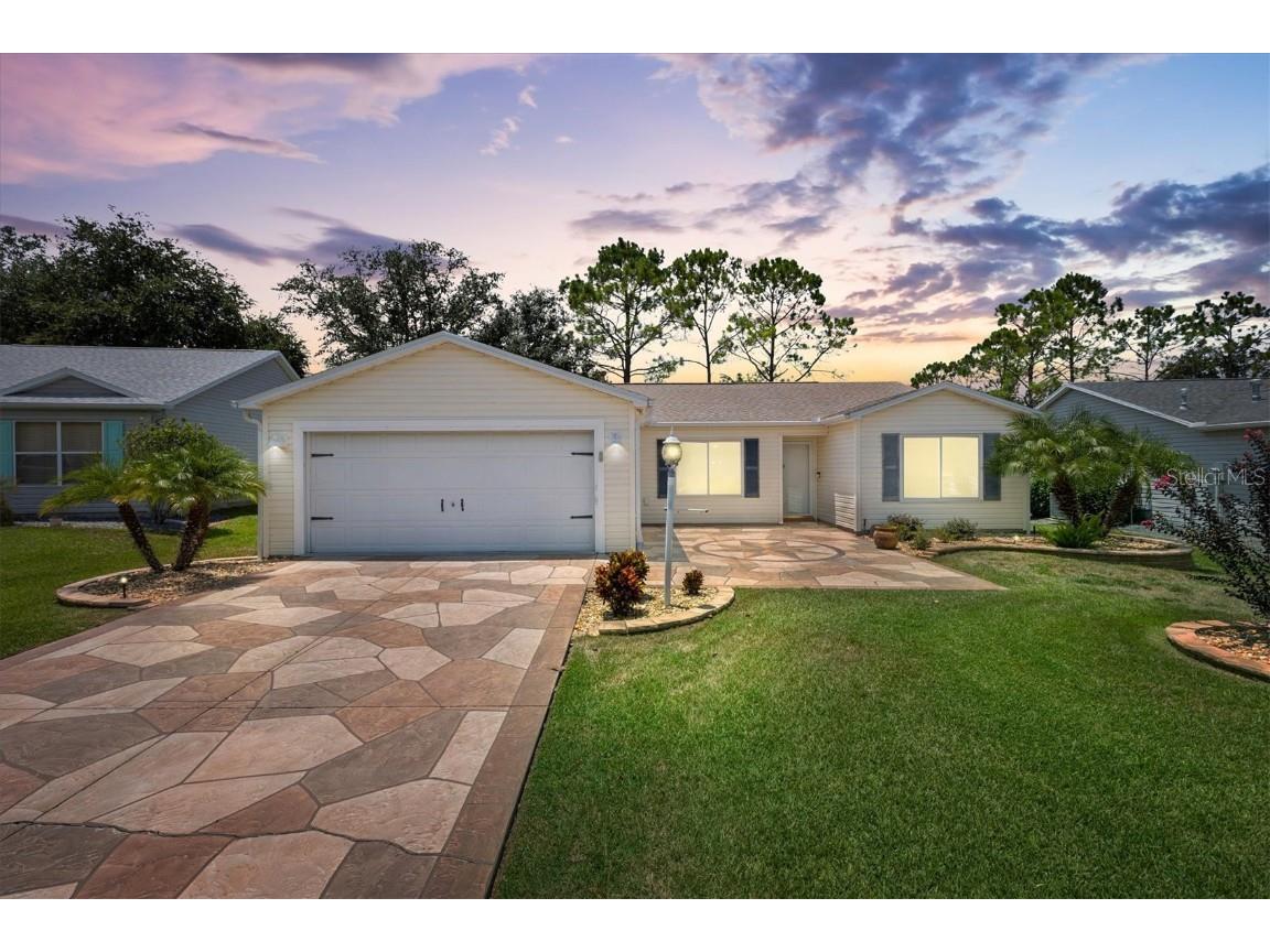 2746 Privada Drive The Villages FL 32162 O6332738 image1