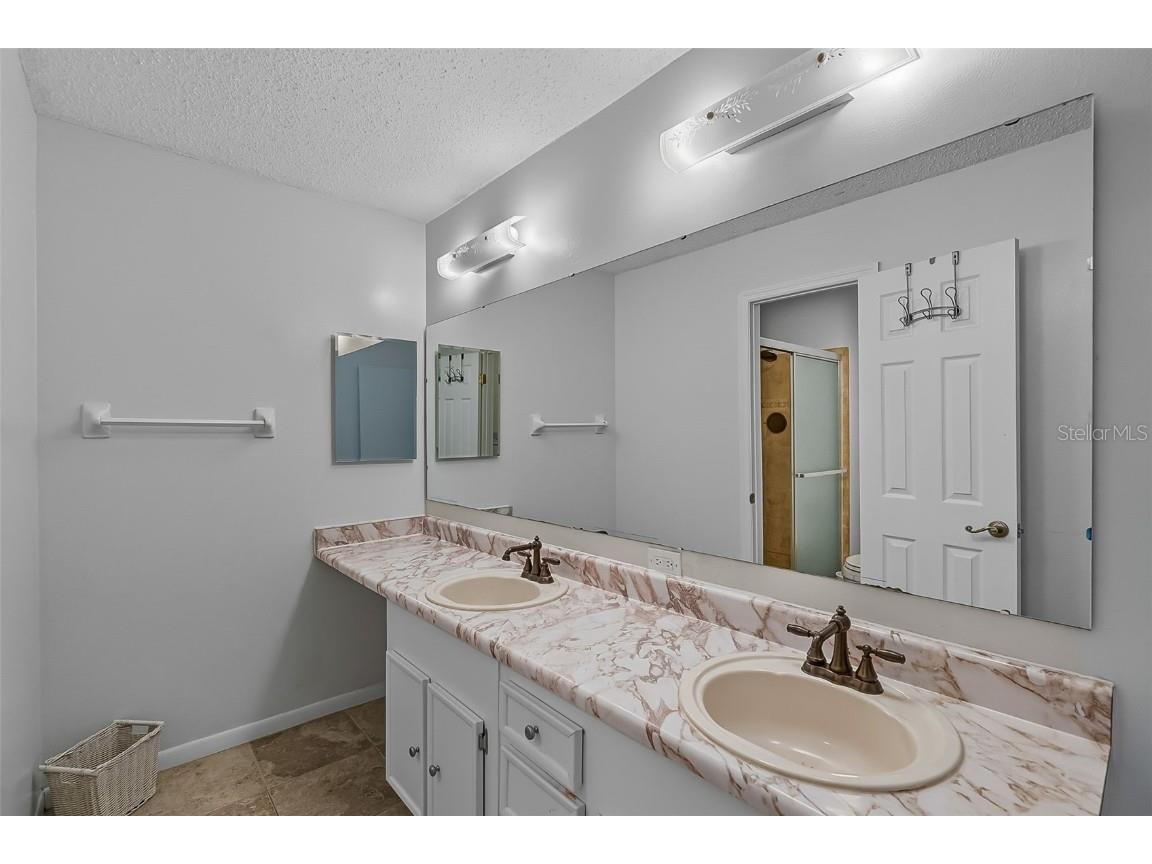 2746 SW 14 Drive #2746 Gainesville FL 32608 GC533933 image24