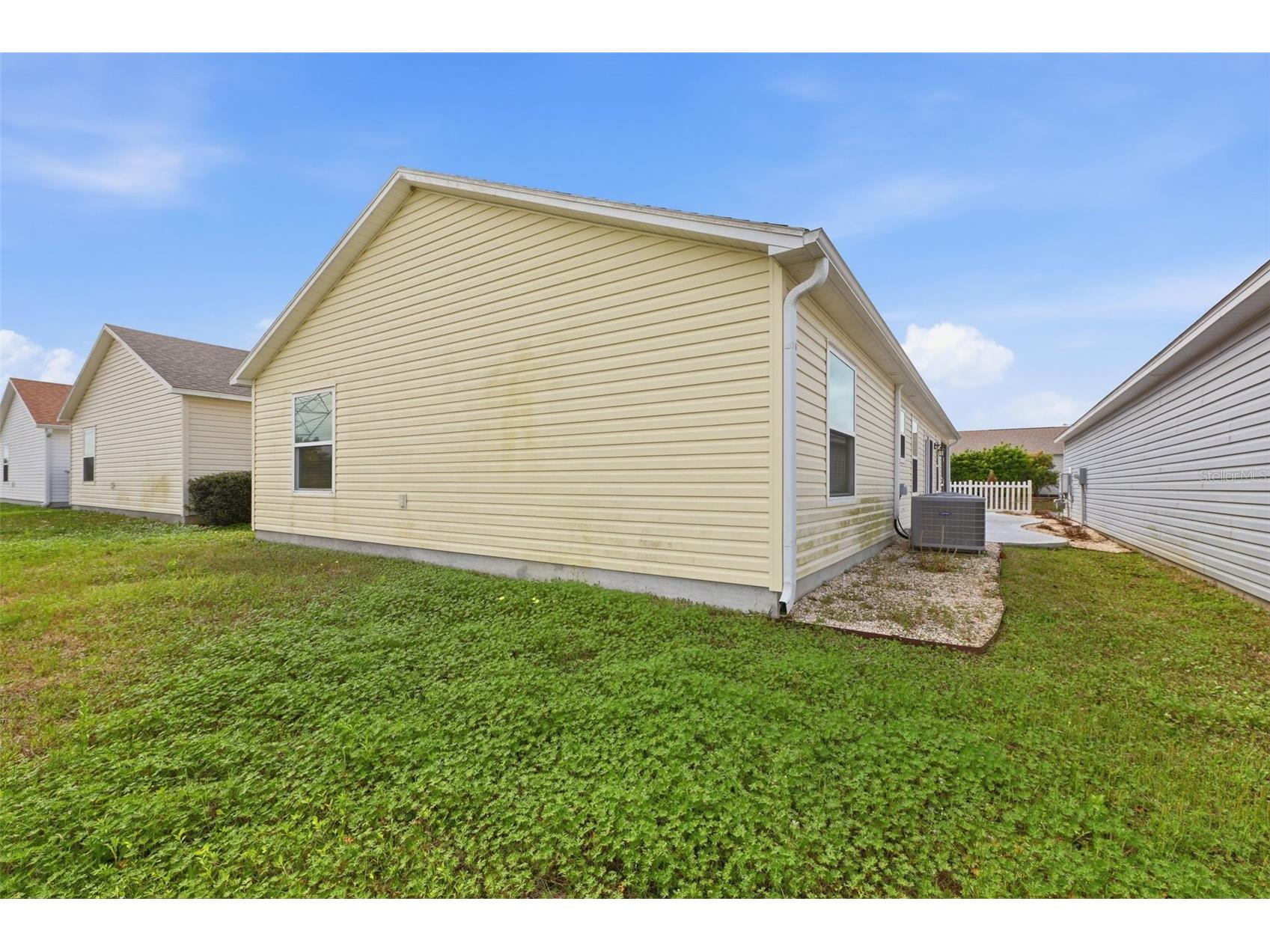 2747 Dyson Loop The Villages FL 32163 O6386939 image25