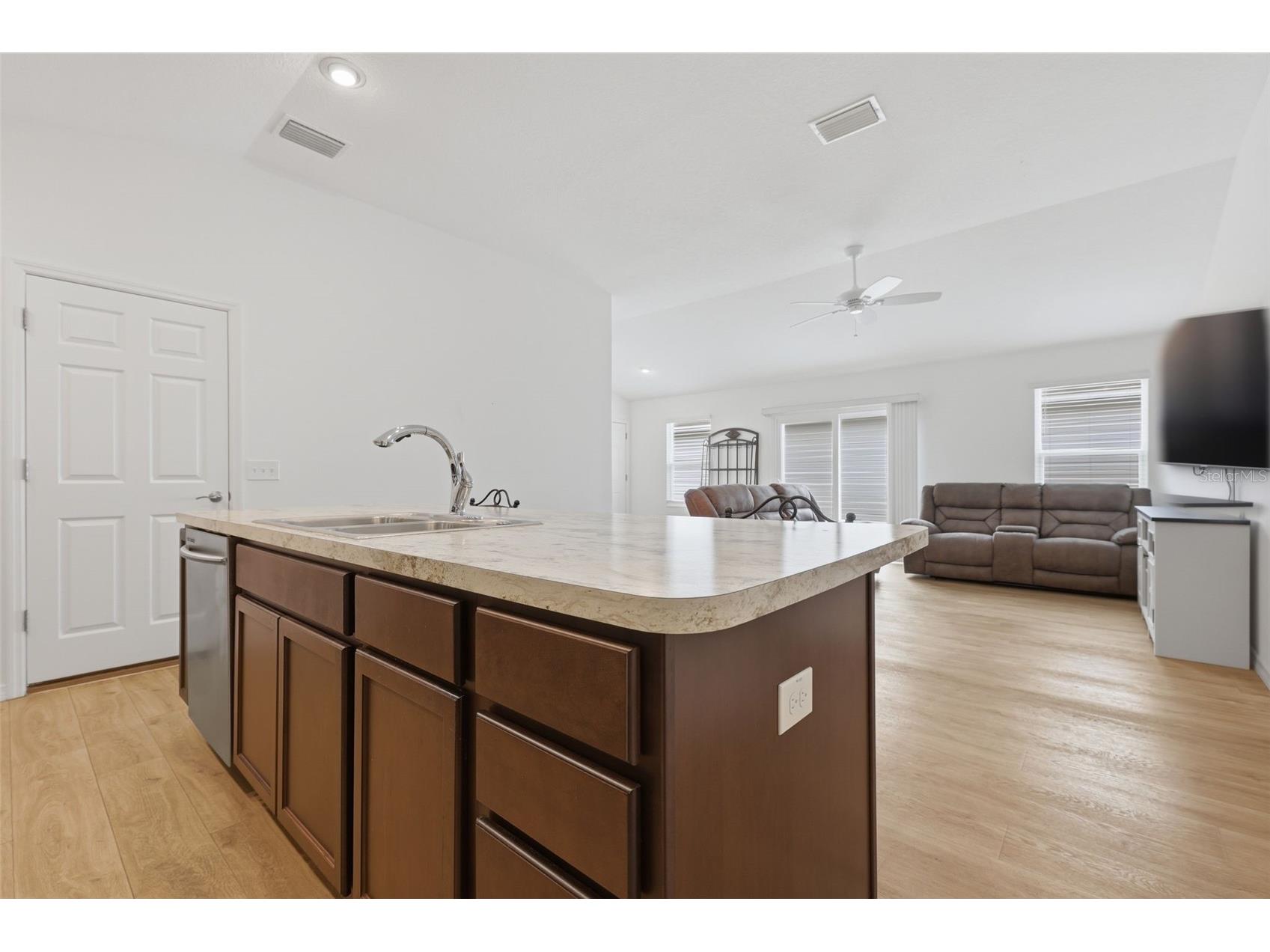 2747 Dyson Loop The Villages FL 32163 O6386939 image9