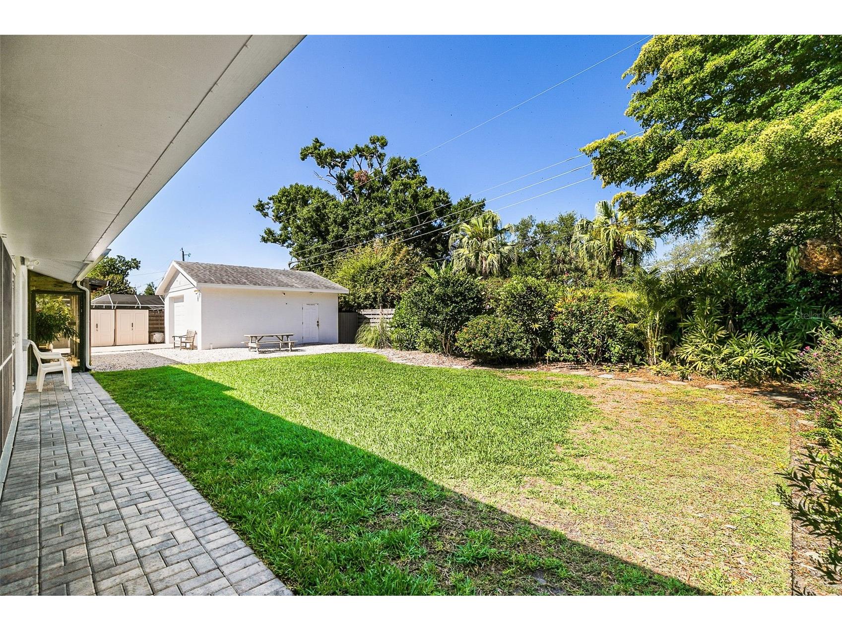 2747 Jefferson Circle Sarasota FL 34239 A4692671 image32
