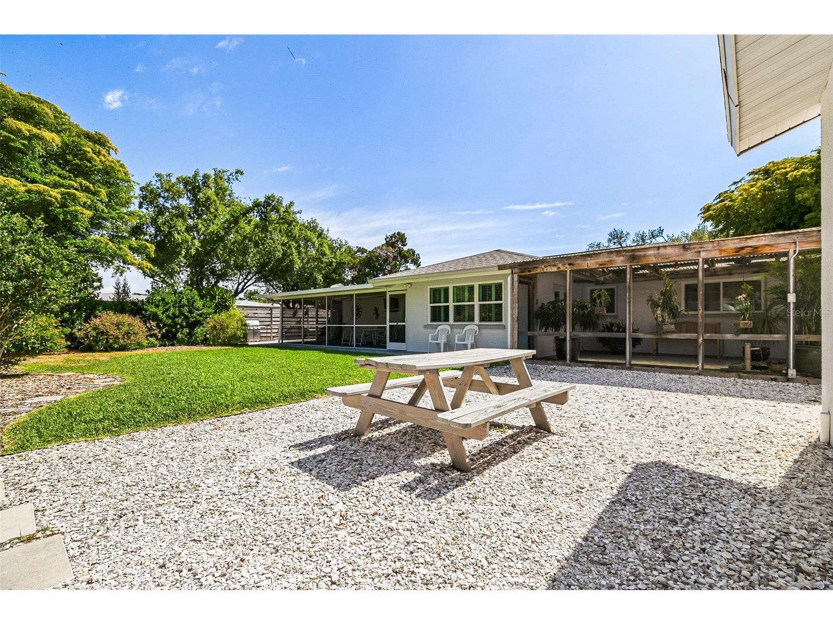 2747 Jefferson Circle Sarasota FL 34239 A4692671 image38