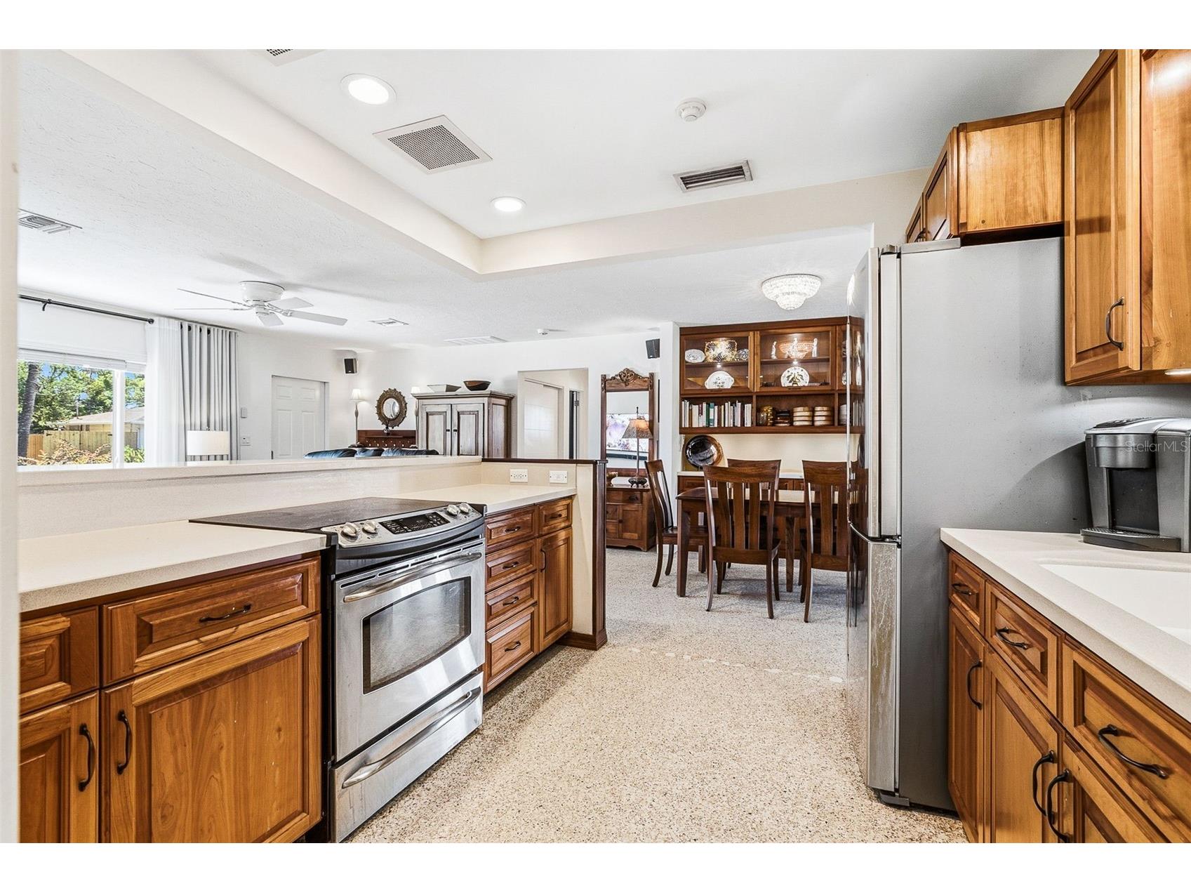 2747 Jefferson Circle Sarasota FL 34239 A4692671 image7
