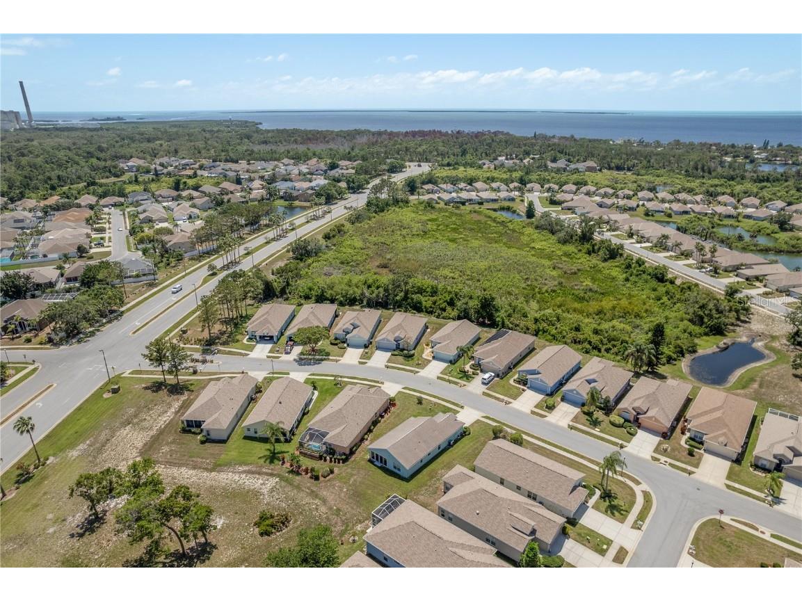 2747 Wood Pointe Drive Holiday FL 34691 TB8388998 image37