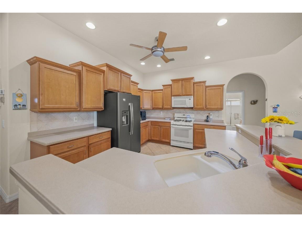 2748 Harvest Drive Sarasota FL 34240 A4661796 image12