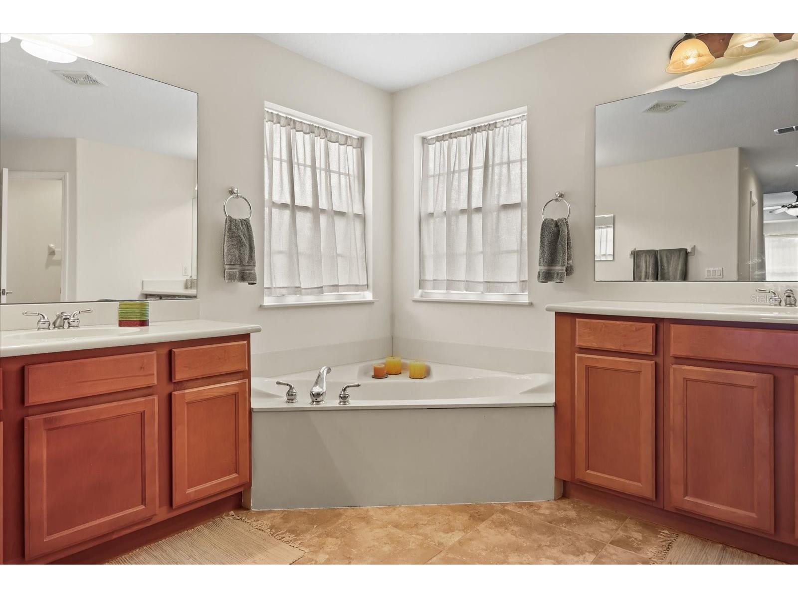 2748 Palastro Way Ocoee FL 34761 - LAKE APOPKA O6395621 image44