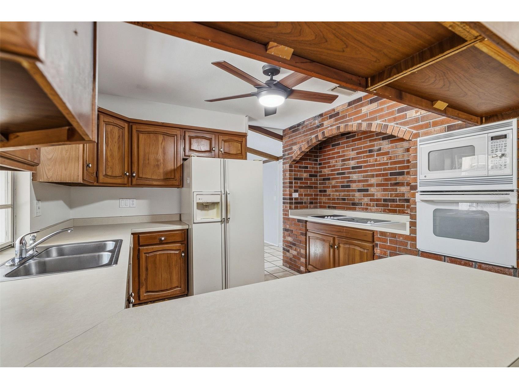 2749 Greendale Drive Sarasota FL 34232 A4692947 image10