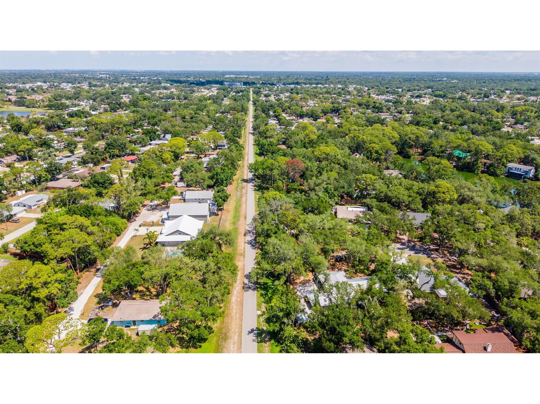 2749 Greendale Drive Sarasota FL 34232 A4692947 image39