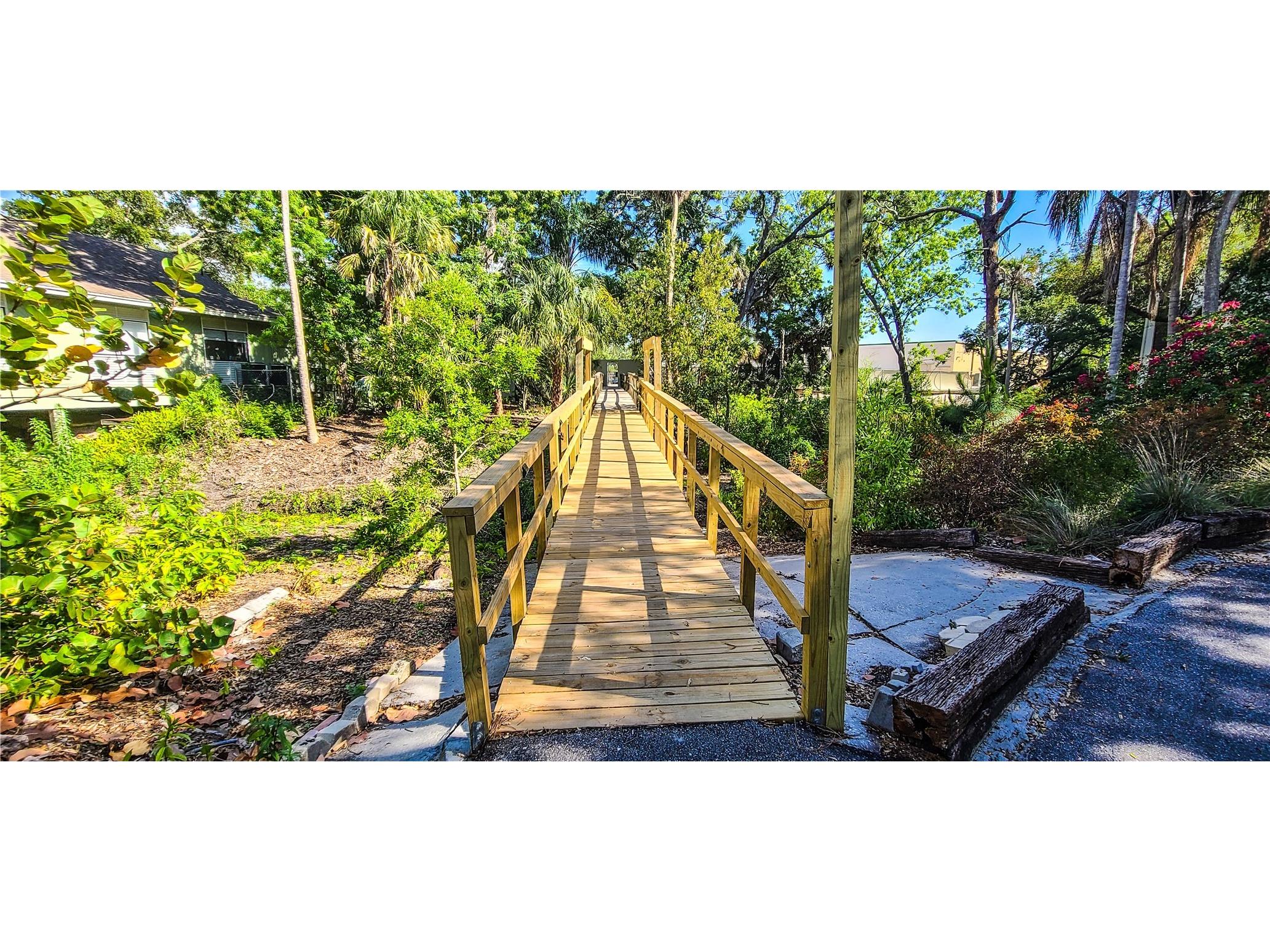 2749 Orchid Oaks Drive #302 Sarasota FL 34239 - PHILLIPPI CREEK A4690743 image38