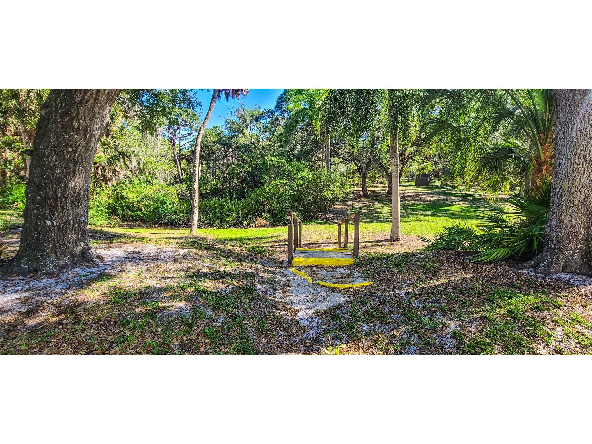 2749 Orchid Oaks Drive #302 Sarasota FL 34239 - PHILLIPPI CREEK A4690743 image46