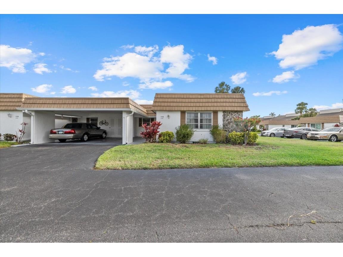 2749 Riverbluff Place #V65 Sarasota FL 34231 A4651612 image1