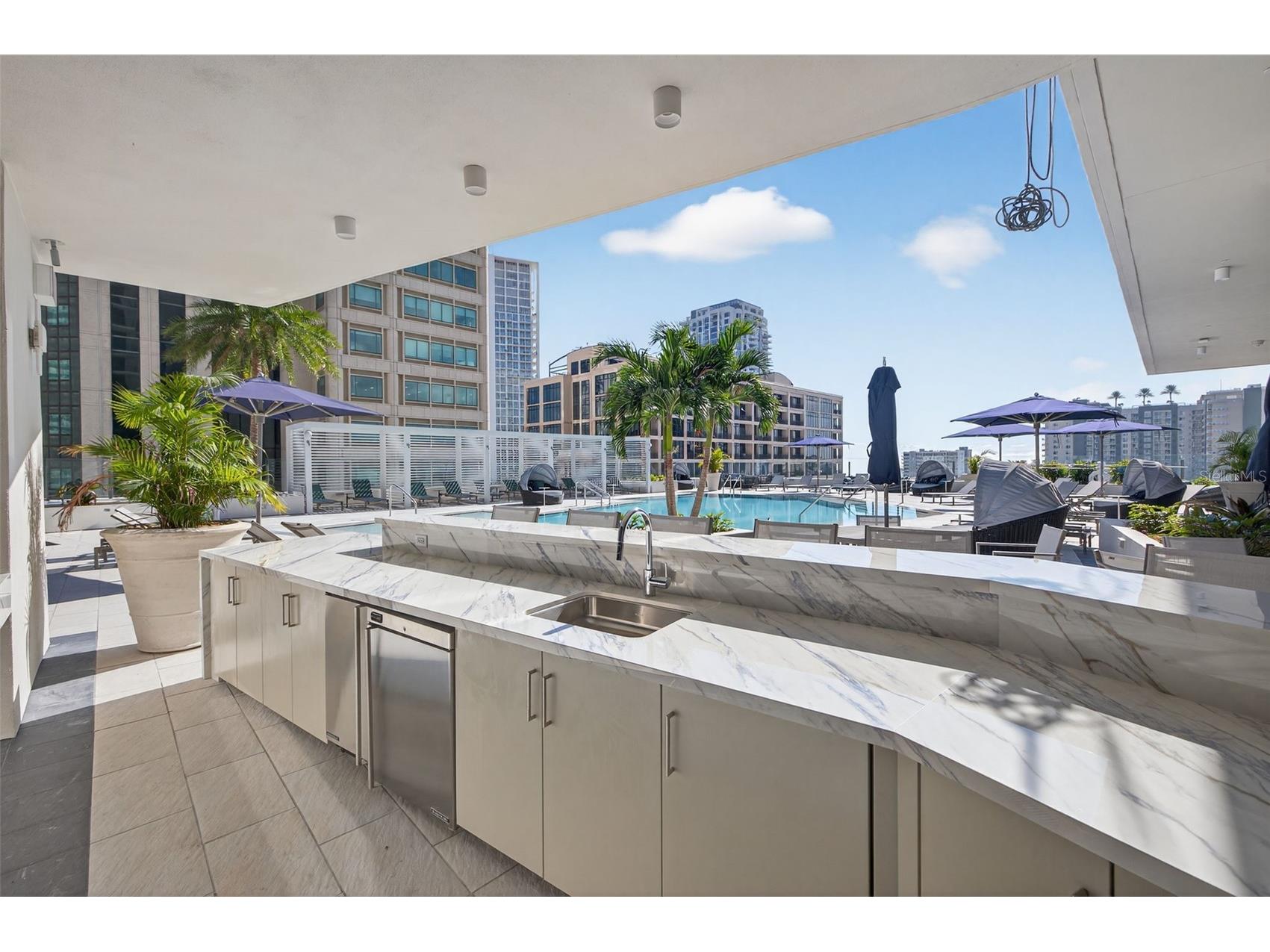 275 1st Ave S #1708 Saint Petersburg FL 33701 TB8459879 image25