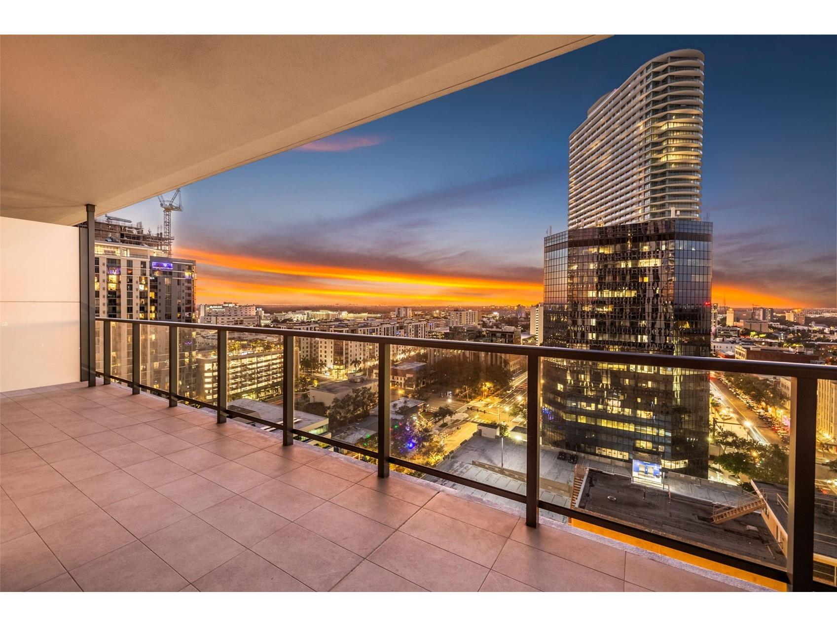 275 1st Ave S #1708 Saint Petersburg FL 33701 TB8459879 image9