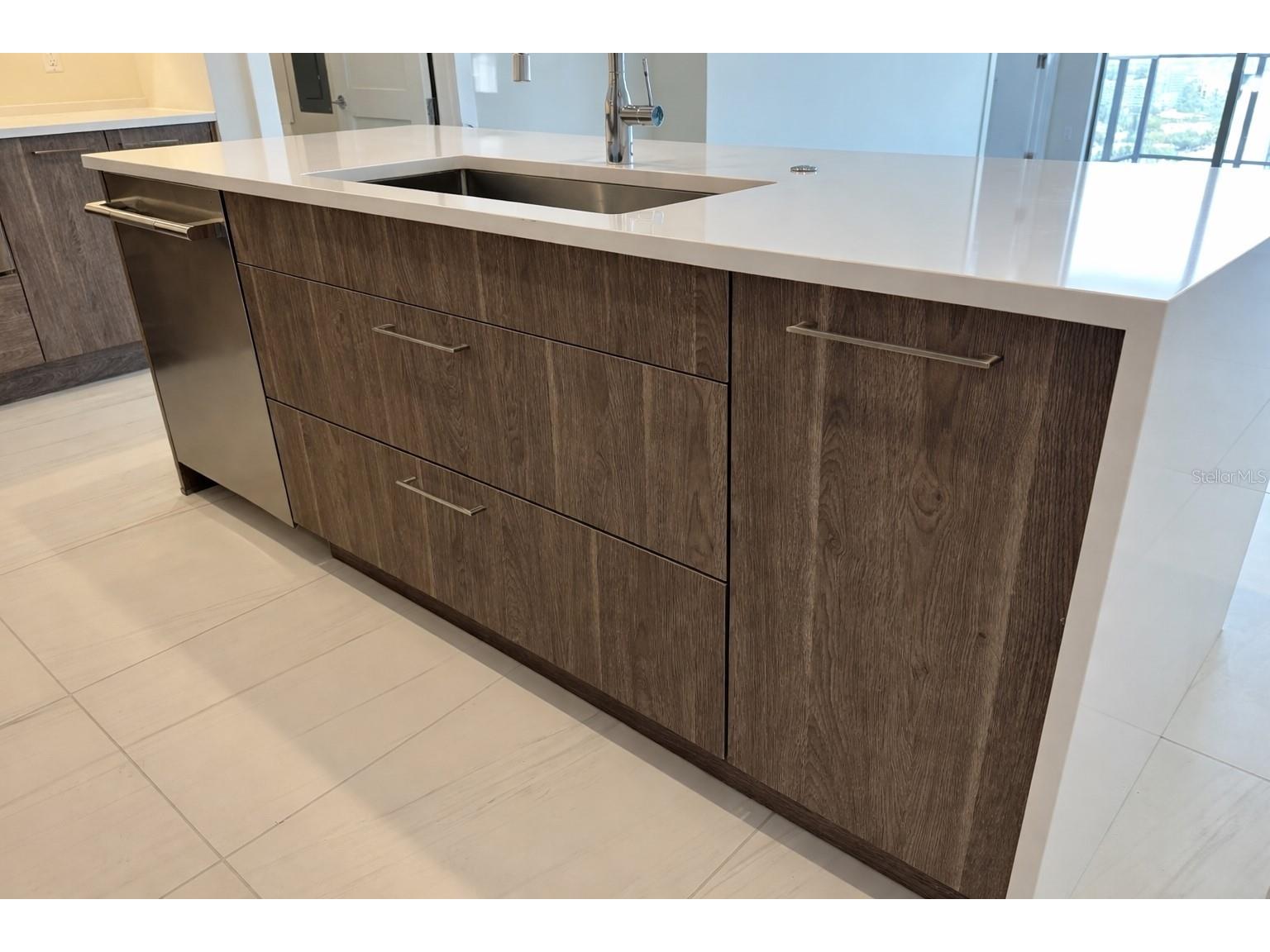 275 1st Ave S #2007 Saint Petersburg FL 33701 TB8478630 image10