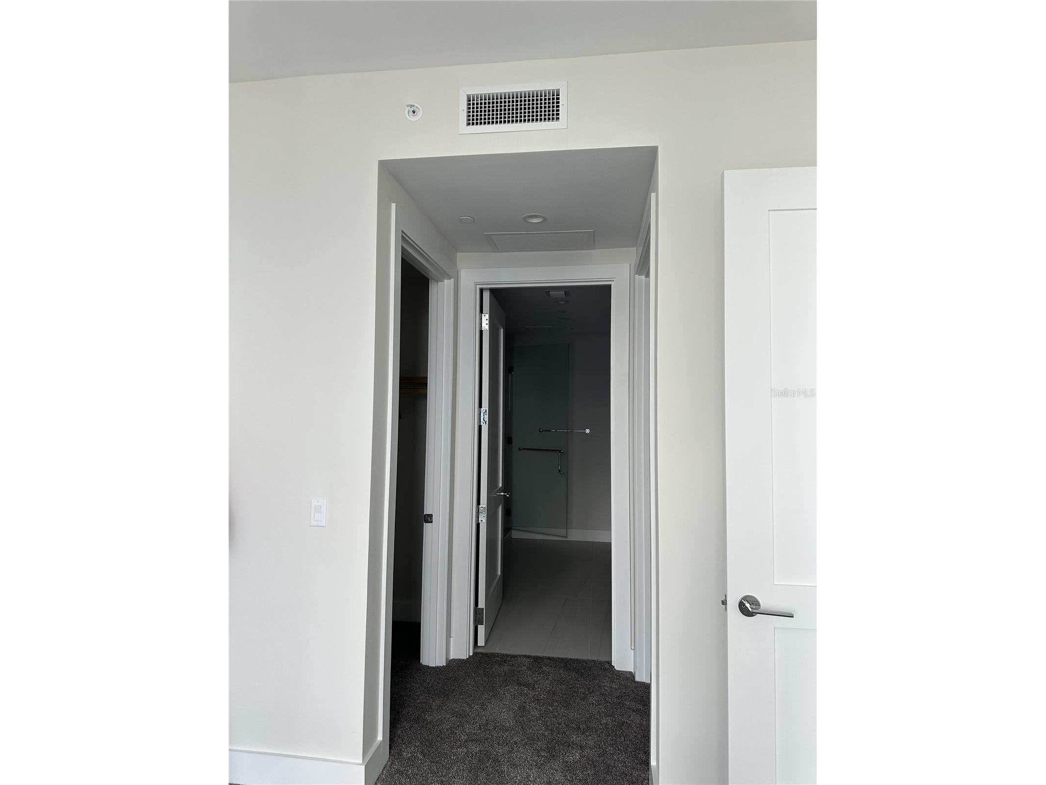 275 1st Ave S #2007 Saint Petersburg FL 33701 TB8478630 image14