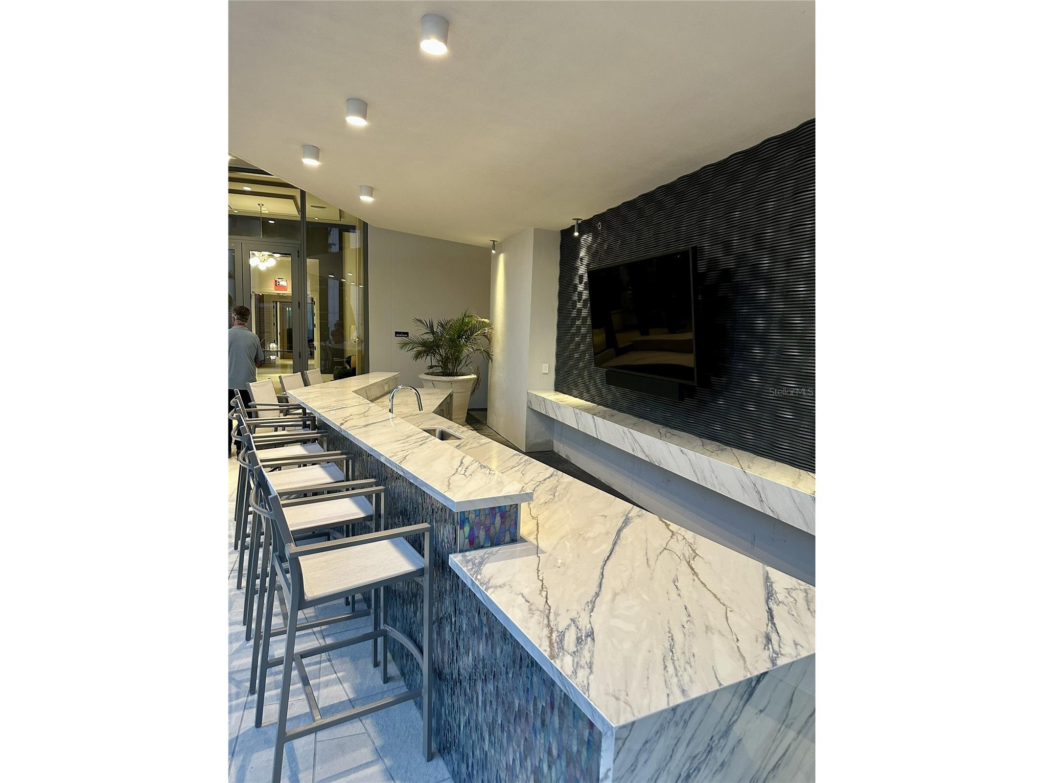 275 1st Ave S #2007 Saint Petersburg FL 33701 TB8478630 image25