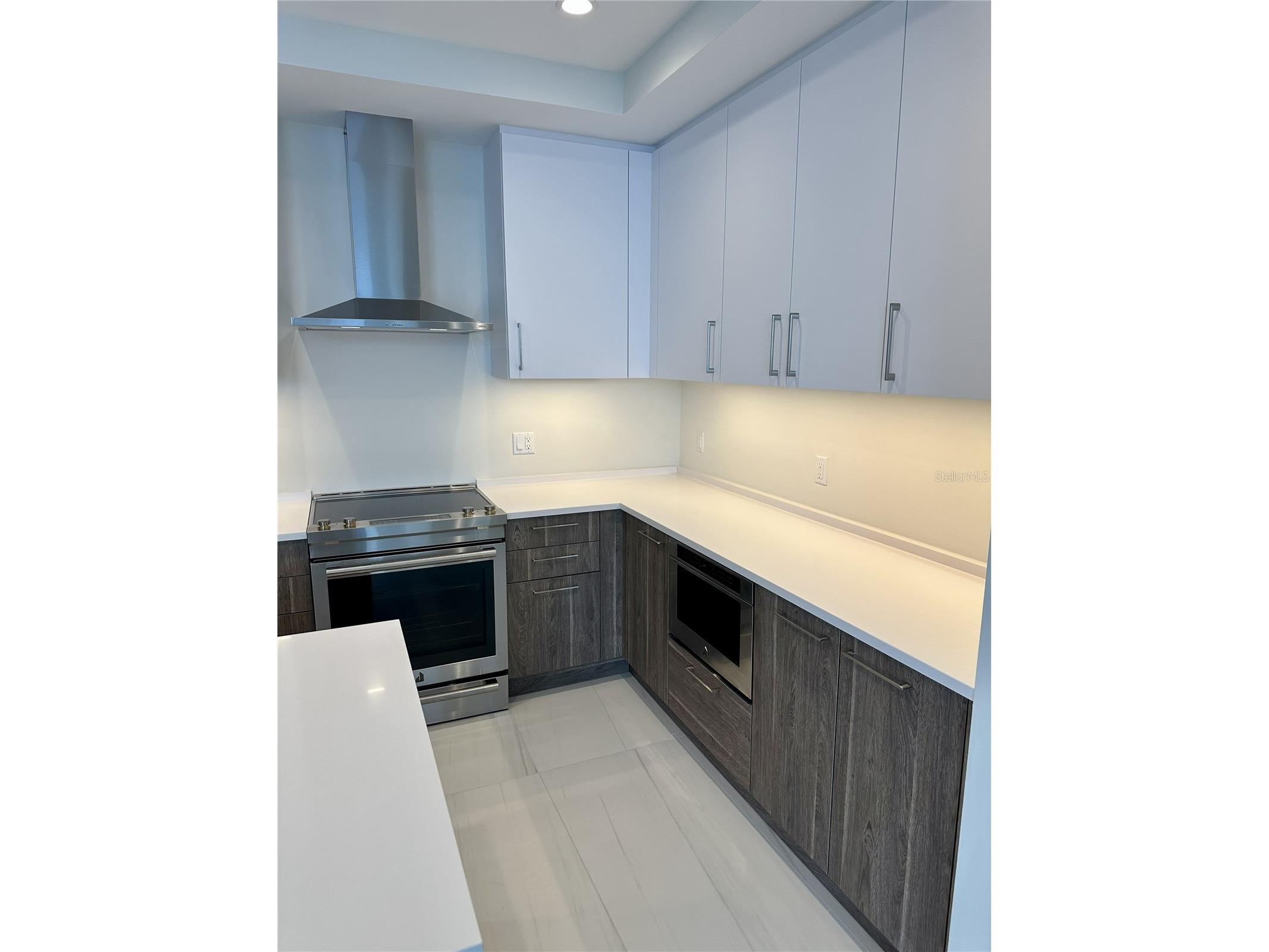 275 1st Ave S #2007 Saint Petersburg FL 33701 TB8478630 image9