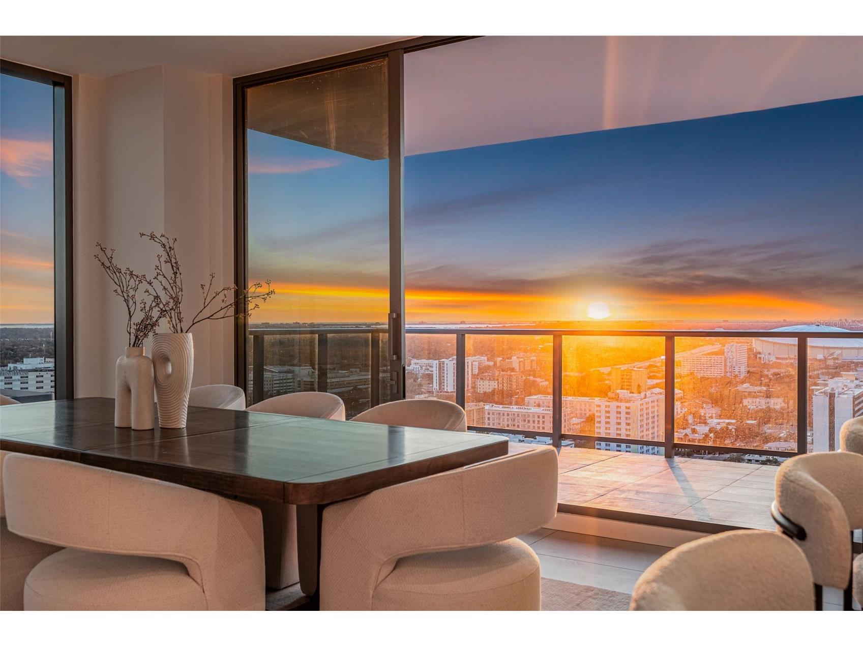 275 1st Ave S #2706 Saint Petersburg FL 33701 TB8464809 image18