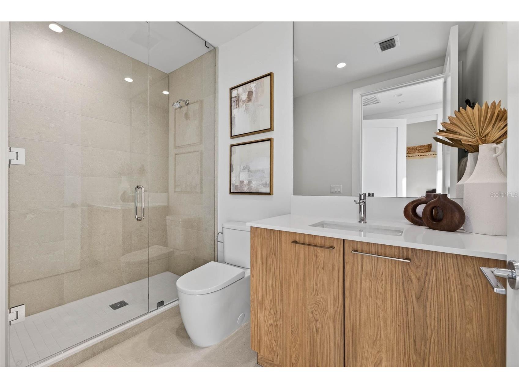 275 1st Ave S #2706 Saint Petersburg FL 33701 TB8517699 image31