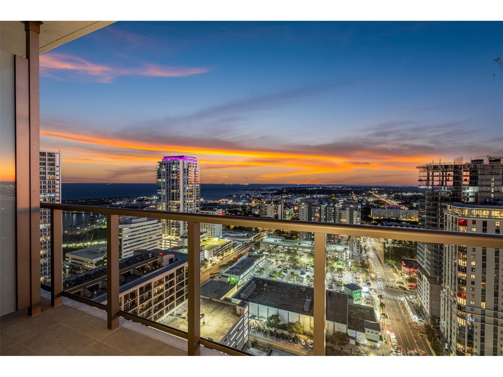 275 1st Ave S #2706 Saint Petersburg FL 33701 TB8517699 image68