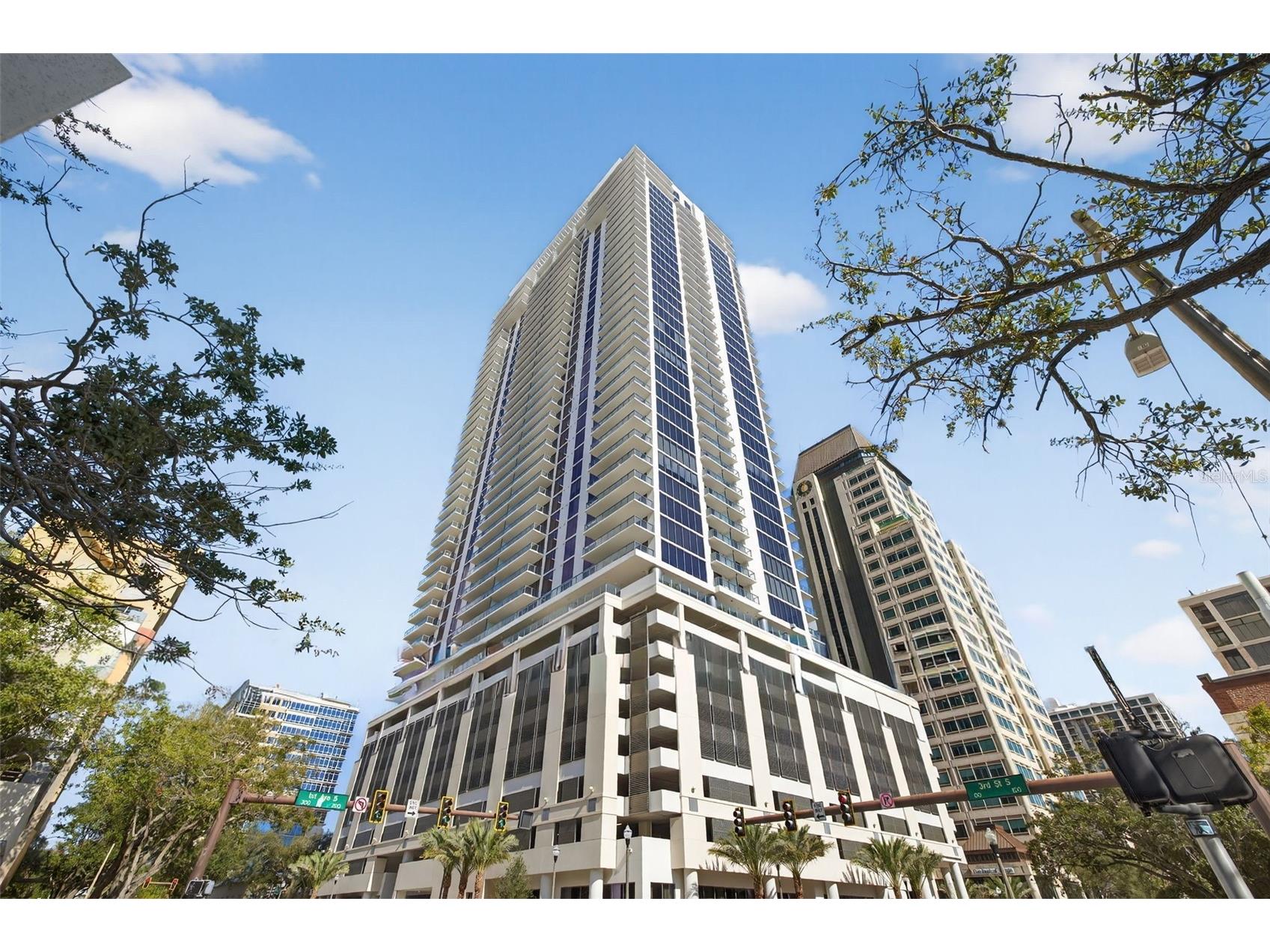 275 1st Ave S #2706 Saint Petersburg FL 33701 TB8517699 image87