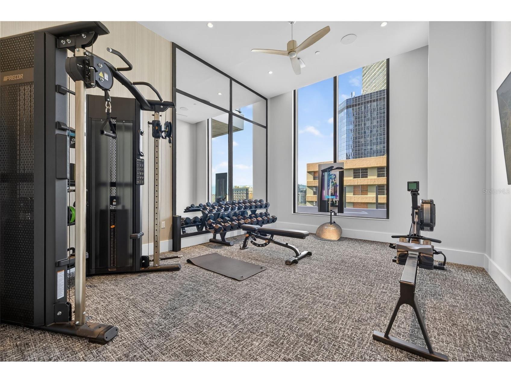 275 1st Ave S #2706 Saint Petersburg FL 33701 TB8517699 image89